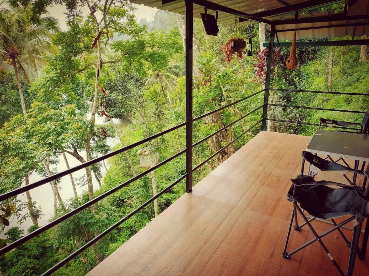 Apartamento Noah'S Nest Tree House Thekkady Exterior foto